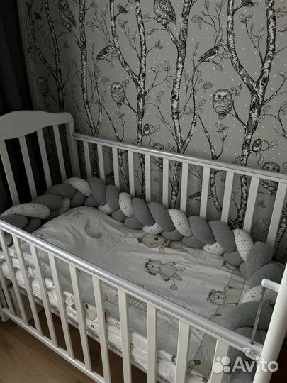 Мягкий бортик для детской кроватки