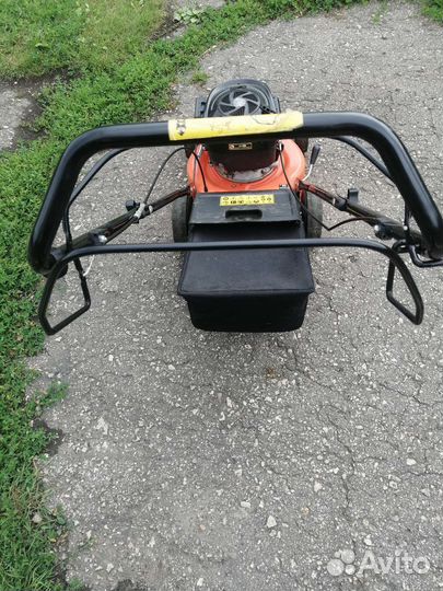 Газонокосилка бензиновая самоходная бу