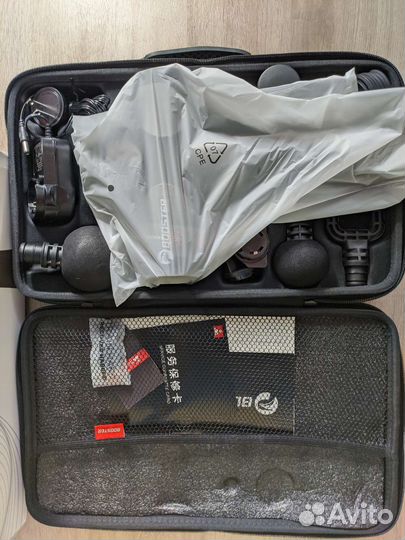 Перкуссионный массажёр Booster Pro 3