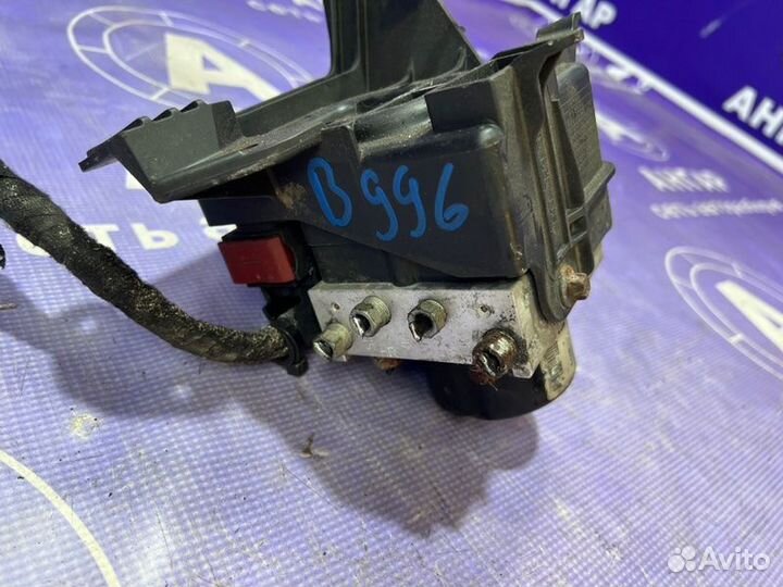 Блок abs Opel Astra H Z16XER 2010