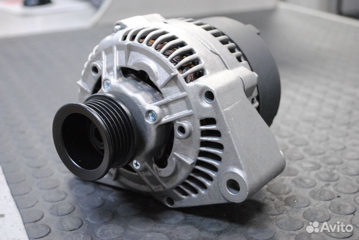 Генератор Mercedes Benz Sprinter 2.3 Diesel 70А