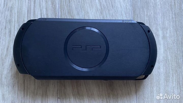 PSP Street E1008 черная