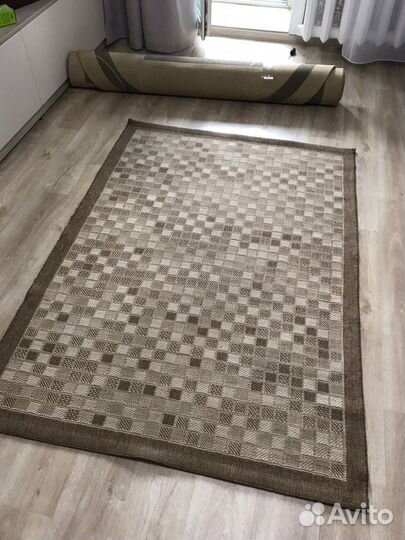 Небольшой текстильный коврик