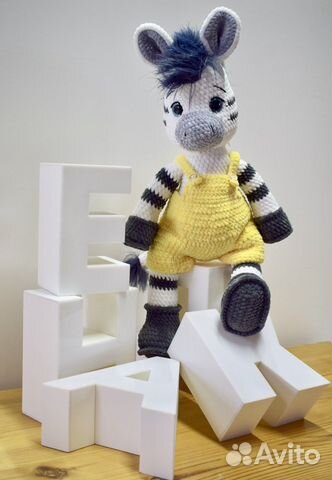 Плюшевая зебра