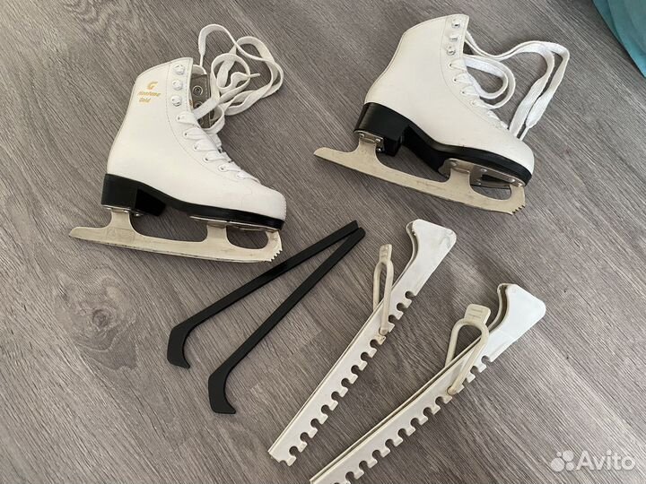 Коньки для фигурного катания
