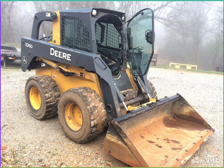 Правое стекло на мини-погрузчик John Deere 312D 314D 316D 318D 320D 324D 328D