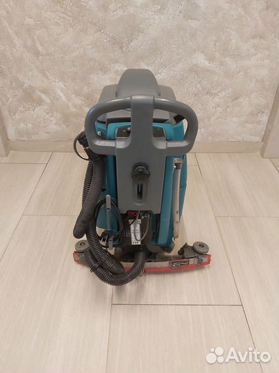 Поломоечная машина Теннант-2