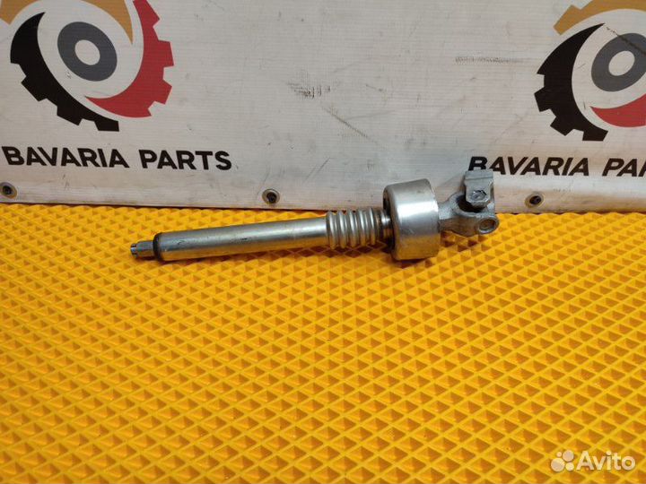 Рулевой карданчик Bmw X3 E83 2.5 N52 2007