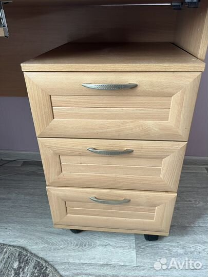 Компьютерный столик бу