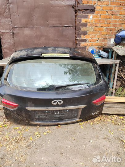 Крышка багажника infiniti fx37