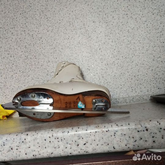 Фигурные коньки wifa,27