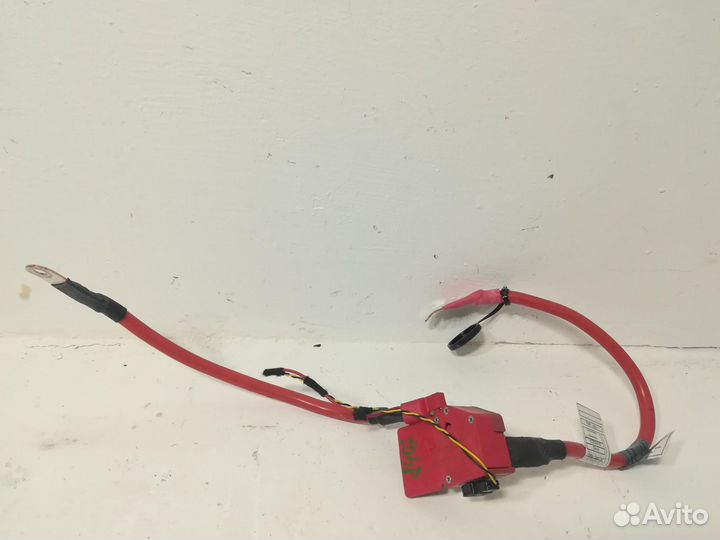 Плюсовая клемма акб F30 BMW