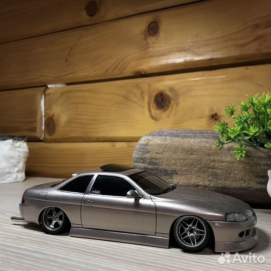 Сборная модель 1 24 Toyota Soarer Aoshima