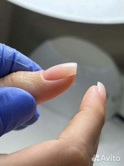 Модель на маникюр