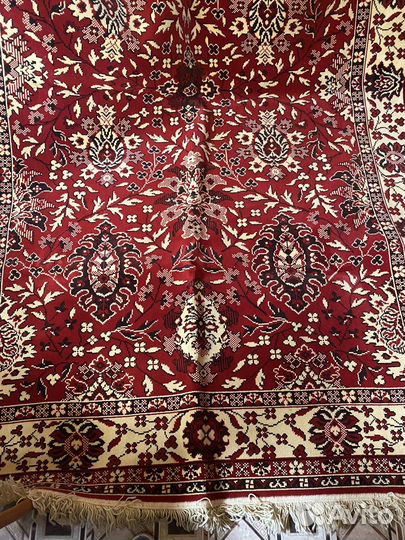 Ковер 2 на 3 бу