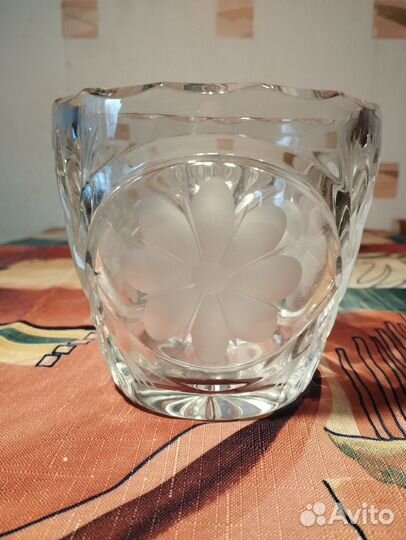 Конфетница хрустальная (новая)