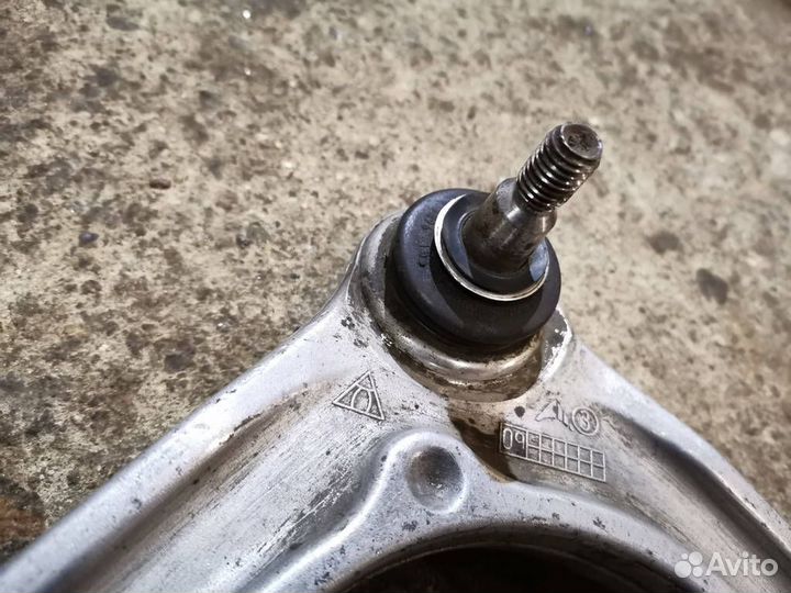 Рычаг, тяга подвески правая передняя A2213309007 M