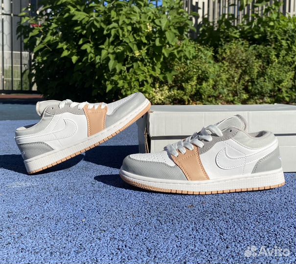 Кроссовки Nike Air Jordan 1 low