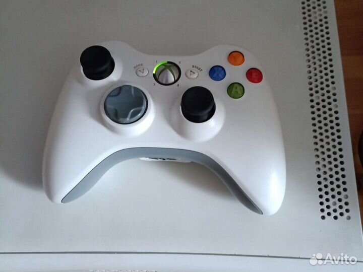 Игровая приставка xbox 360 прошитая free boot