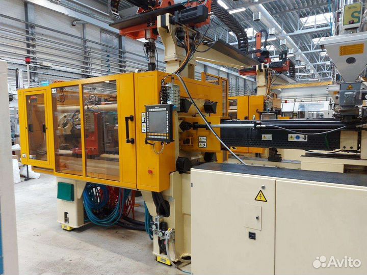 Husky H160 RS55/50 Термопластавтомат