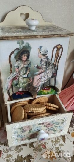 Буфет для чайных пакетиков и конфет(печенья) дерев