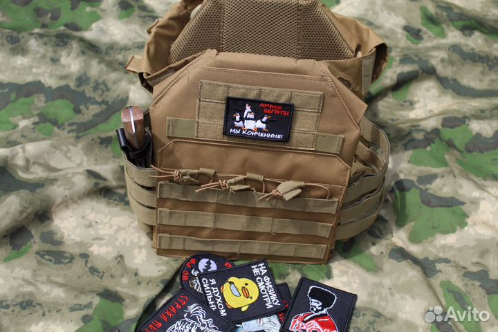 Шевроны нашивки необычно