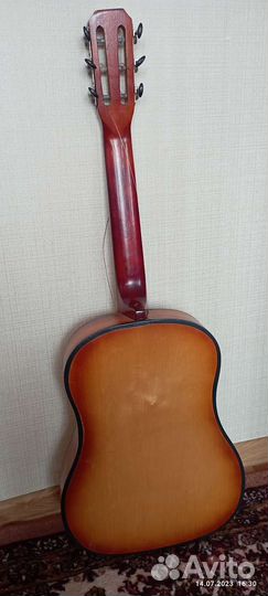 Гитара классическая