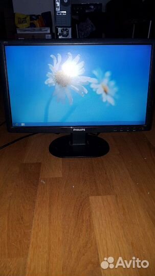 Мониторы ЖК разные