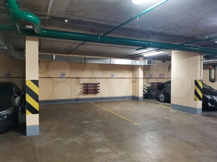 Машиноместо, 16 м²