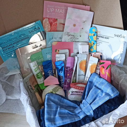 Большой косметический подарочный бокс