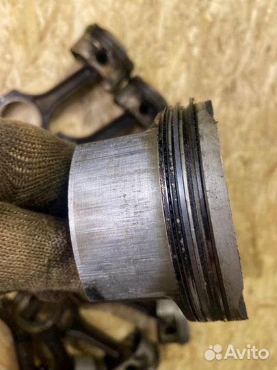 Поршень Porsche Cayenne 955 4.5 2004