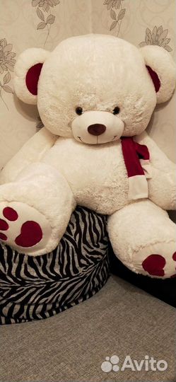 Плюшевый медведь