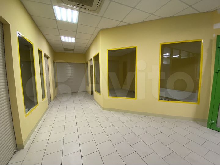 Торговая площадь, 65 м²