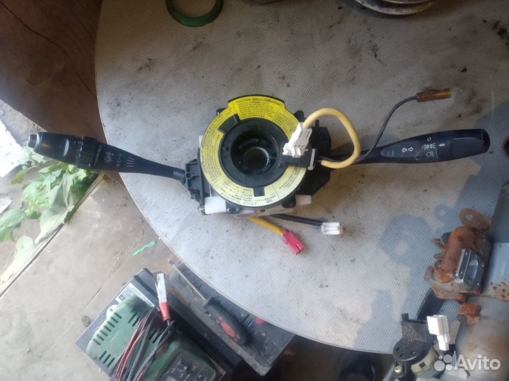 Стрекоза mitsubishi carisma