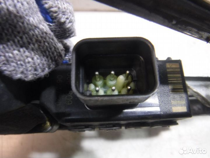 Стеклоподъемник передний левый Opel Astra G