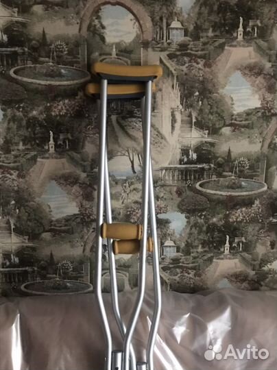 Костыли подмышечные