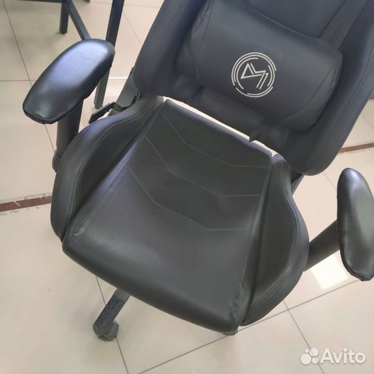 Кресло игровое