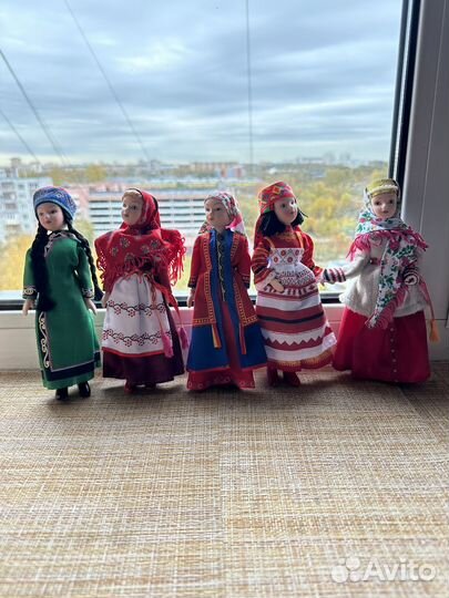 Коллекционная куклы фарфоровые