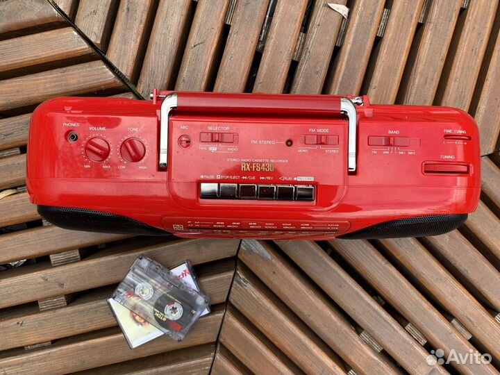 Магнитофон Panasonic RX-FS 430 красный