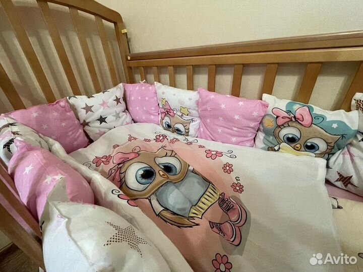 Бортики в детскую кроватку с одеялом