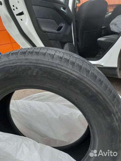 R16 Bridgestone Ecopia EP850 215/65, PCD 0x98 DIA 10