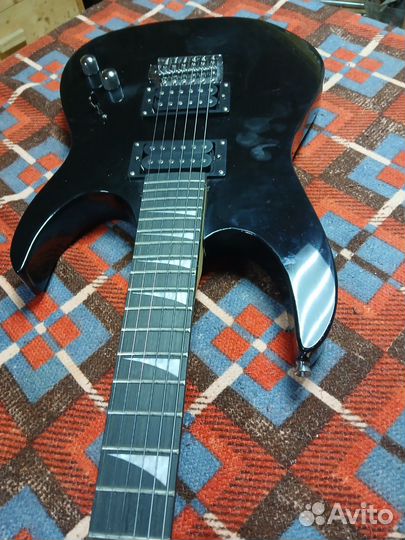 Электрогитара