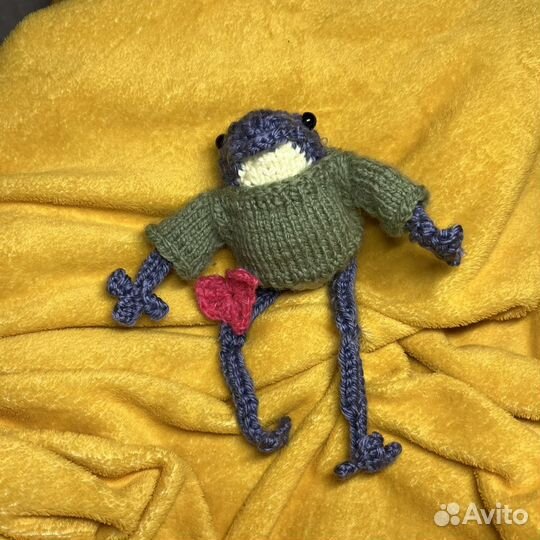 Вязанная лягушка/жабка