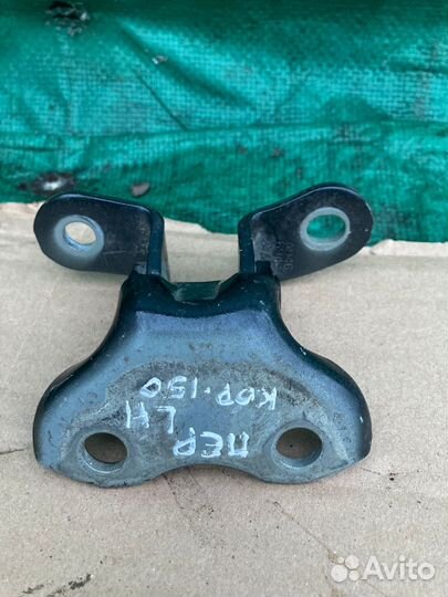 Петля двери передн лев нижняя Corolla 2006-2013 г