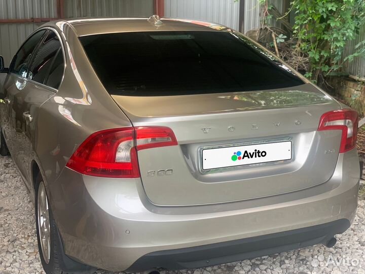 Volvo S60 2.0 AT, 2010, 186 520 км