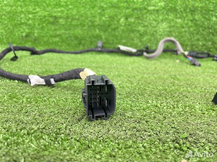 Проводка крышки багажника Opel Astra J GTC 2012