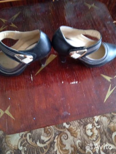 Туфли женские 37 размер новые