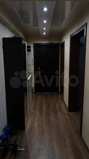 3-к. квартира, 72,5 м², 1/9 эт.