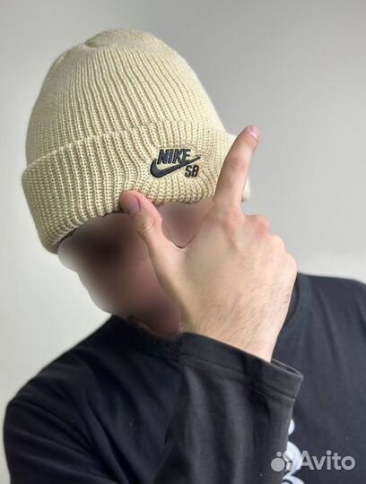 Шапка Nike на зиму