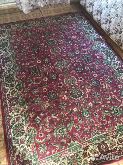 Ковер шерстяной